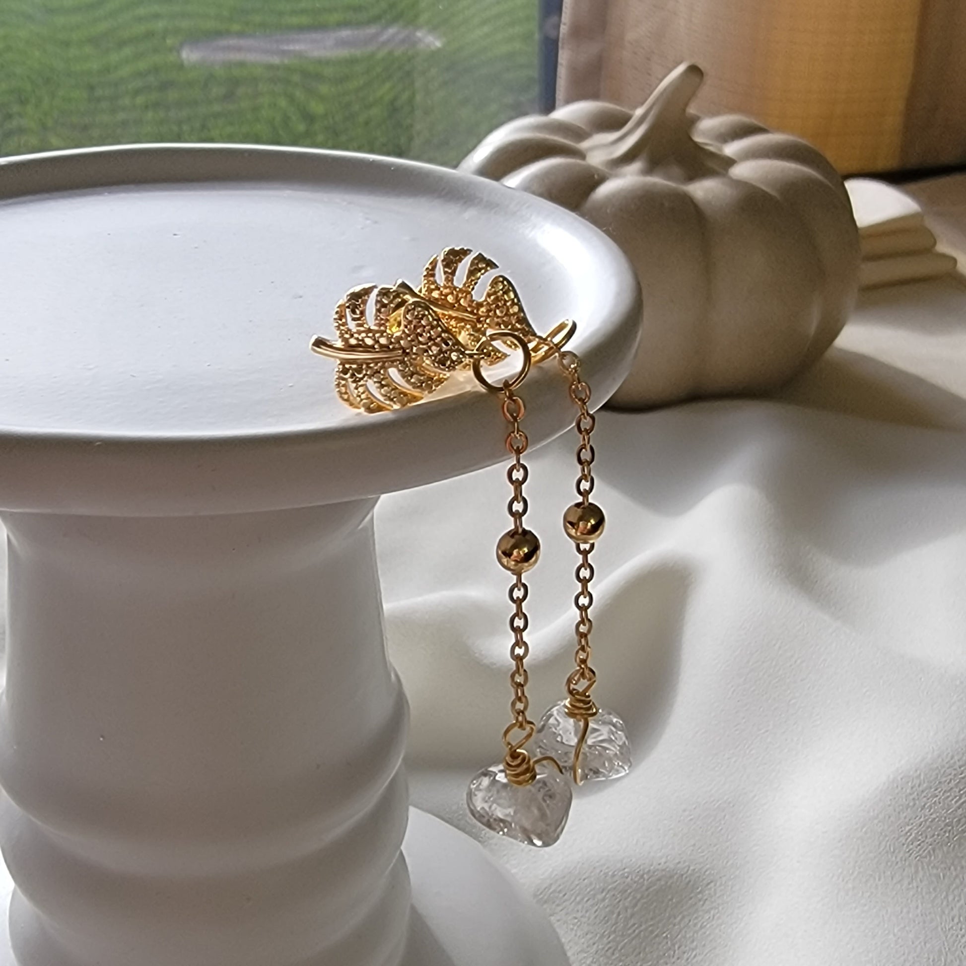 Clear quartz earrings, chain earring gold, earrings threaded, chained earrings dangle, minimalistic earring, gold  leaf earrings dropping