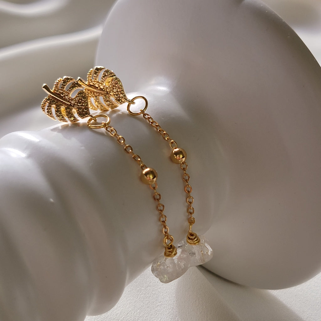 Clear quartz earrings, chain earring gold, earrings threaded, chained earrings dangle, minimalistic earring, gold  leaf earrings dropping