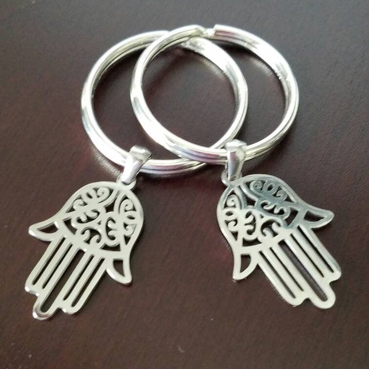 Hand Hamsa Key Chain, Hand of Fatima, Good Fortune Hand, keychain gifted, keychain giftful, giftful daughter, gift for- her,women gifte