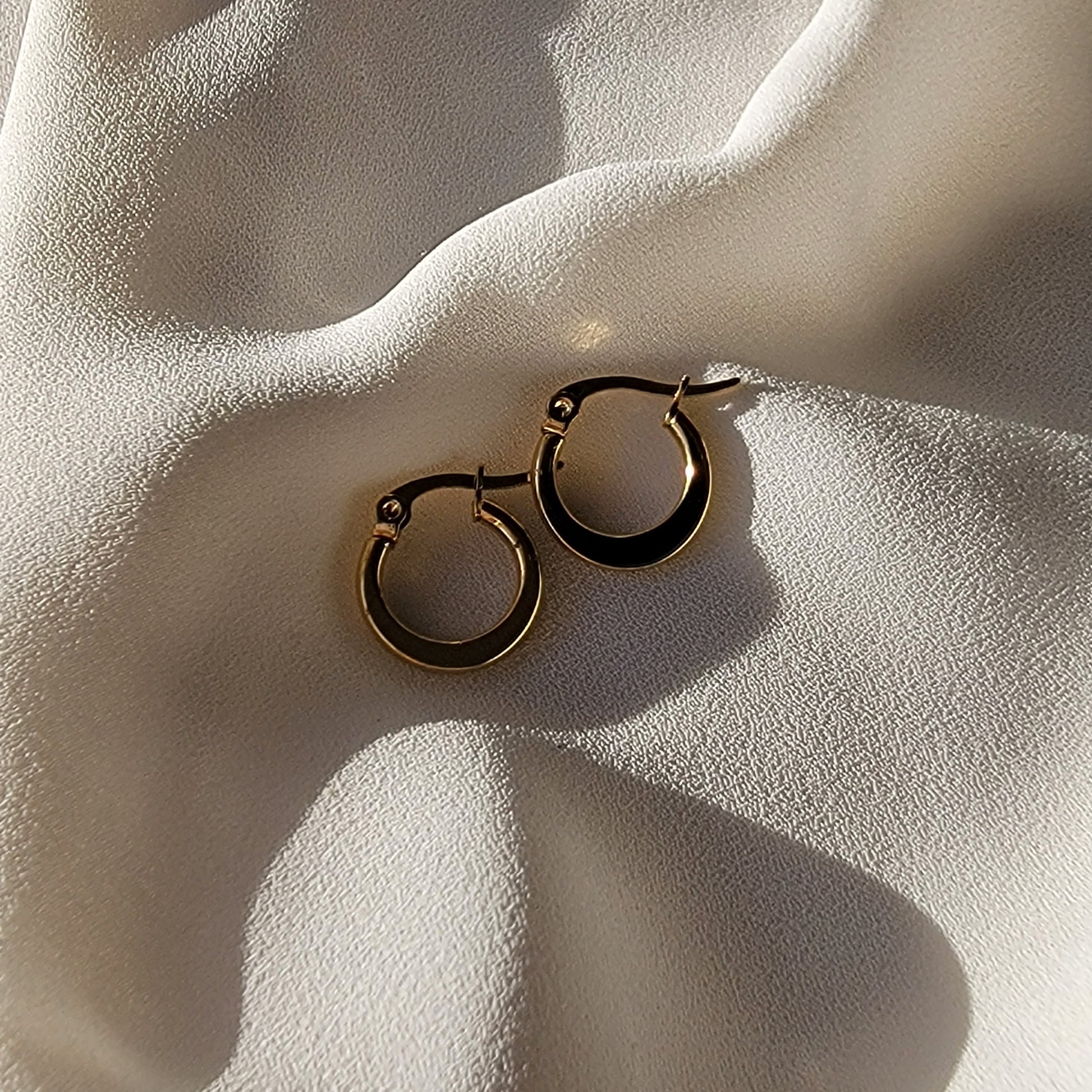 Thick hoop earrings, Mini hoop earrings, huggie hoop earrings, Tiny hoops earrings, mom birthday gift, christmas gifted, christmas giftful