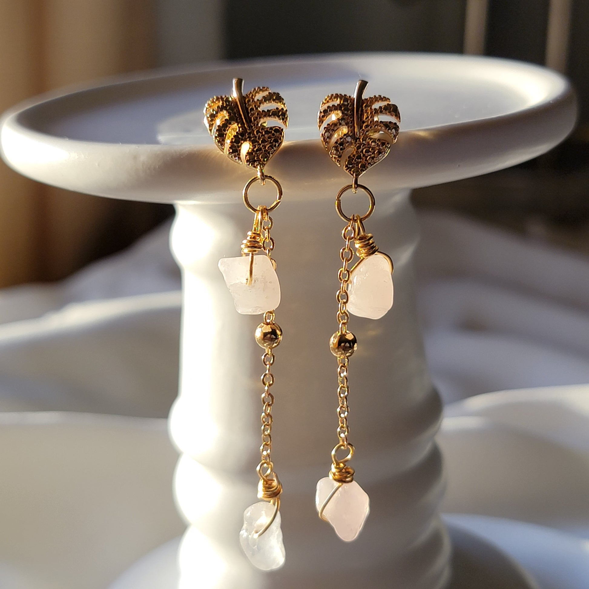 Rose quartz Thread earrings, Raw Rose quartz earrings, Raw crystal earrings, Raw stone earring, Mom birthday gift from son, christmas gifted