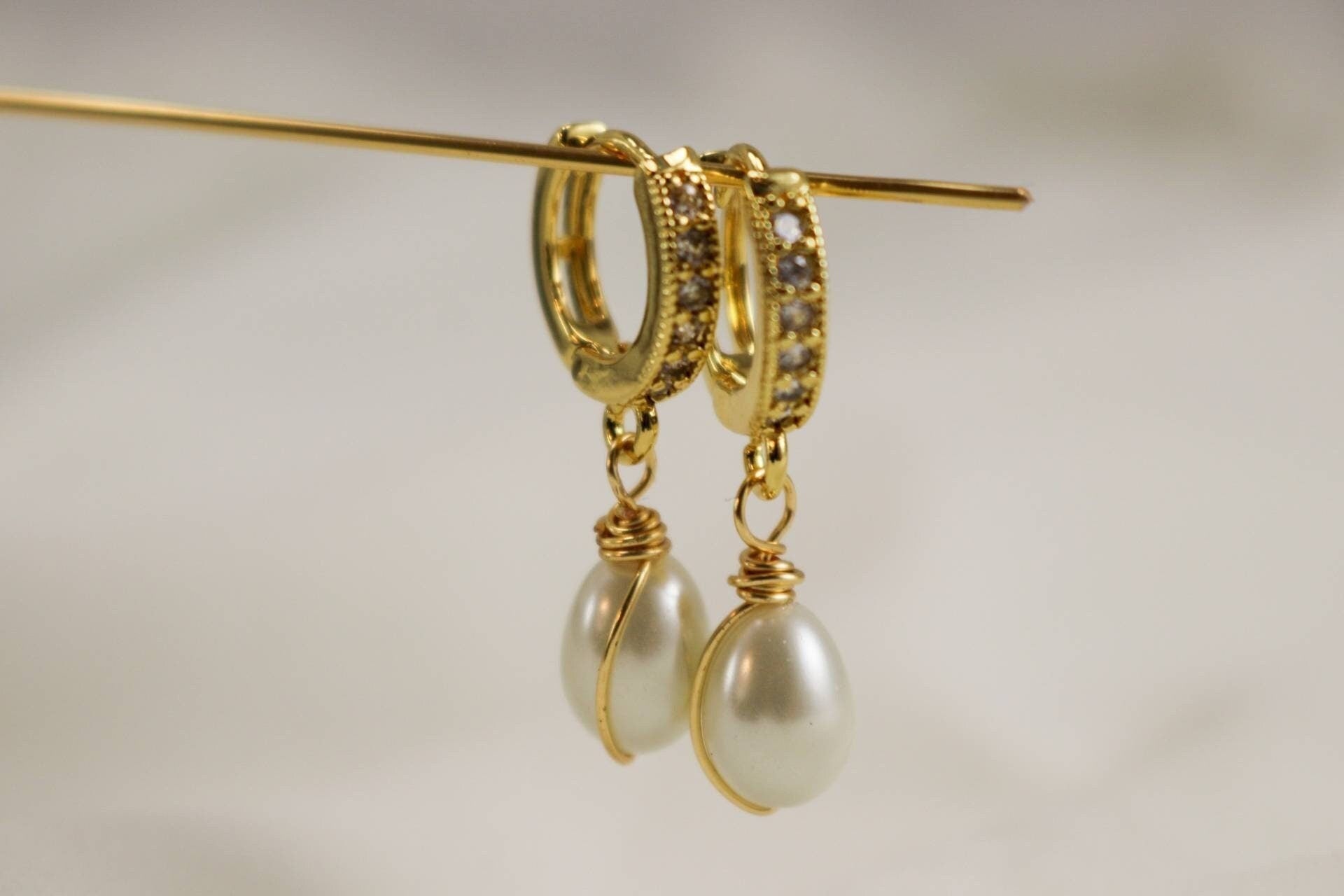 Pearl hoop earrings with fresh-water pearls, Gorgeous Pearl Hoop Earrings, Freshwater Pearl Earrings,mothers day gift,gift for mom