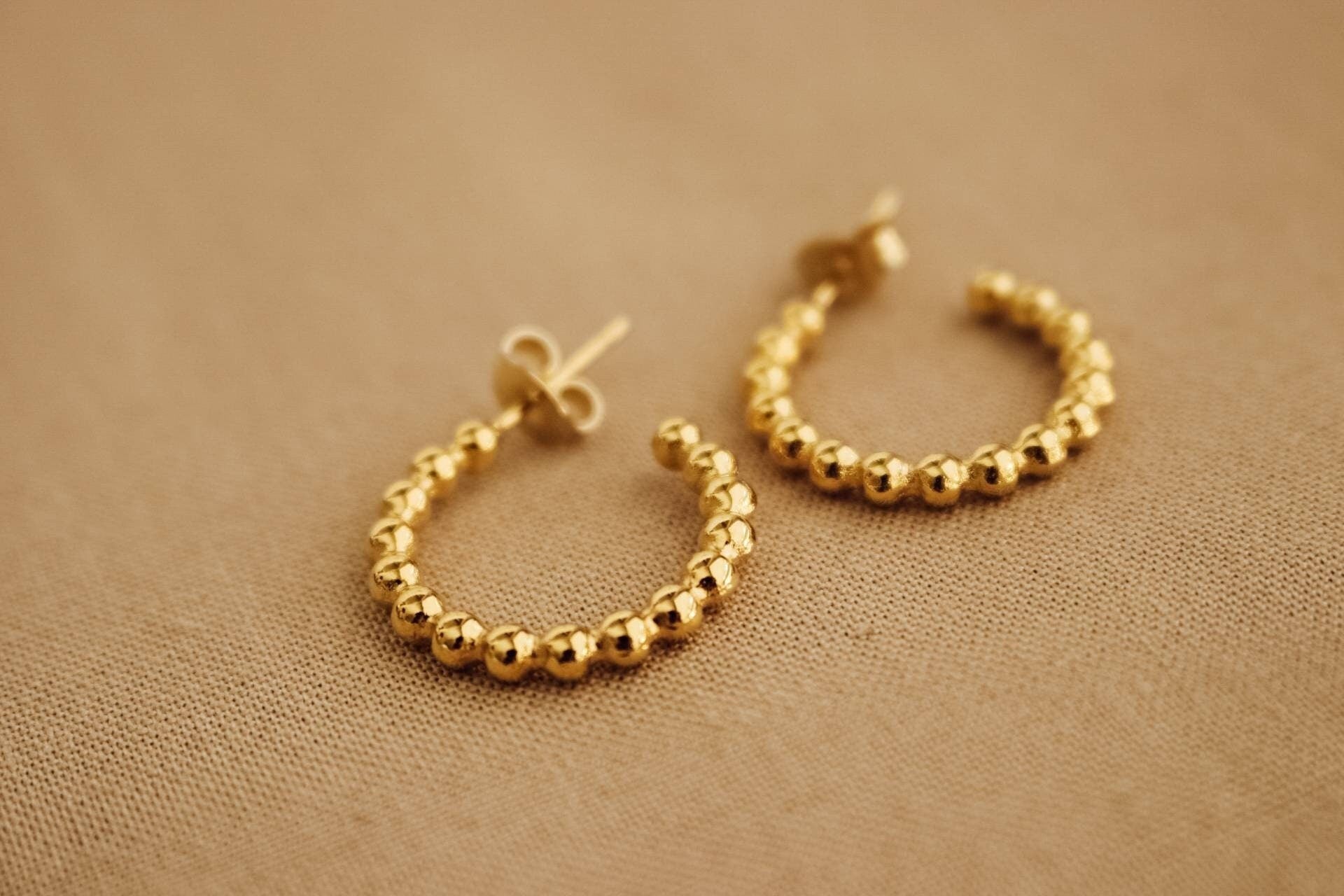 Dainty hoops earring, tiny small hoop, Ball Hoop Earrings,earring hoop thin,minimalistic earrings, small hoop earrings huggies,gift for- her