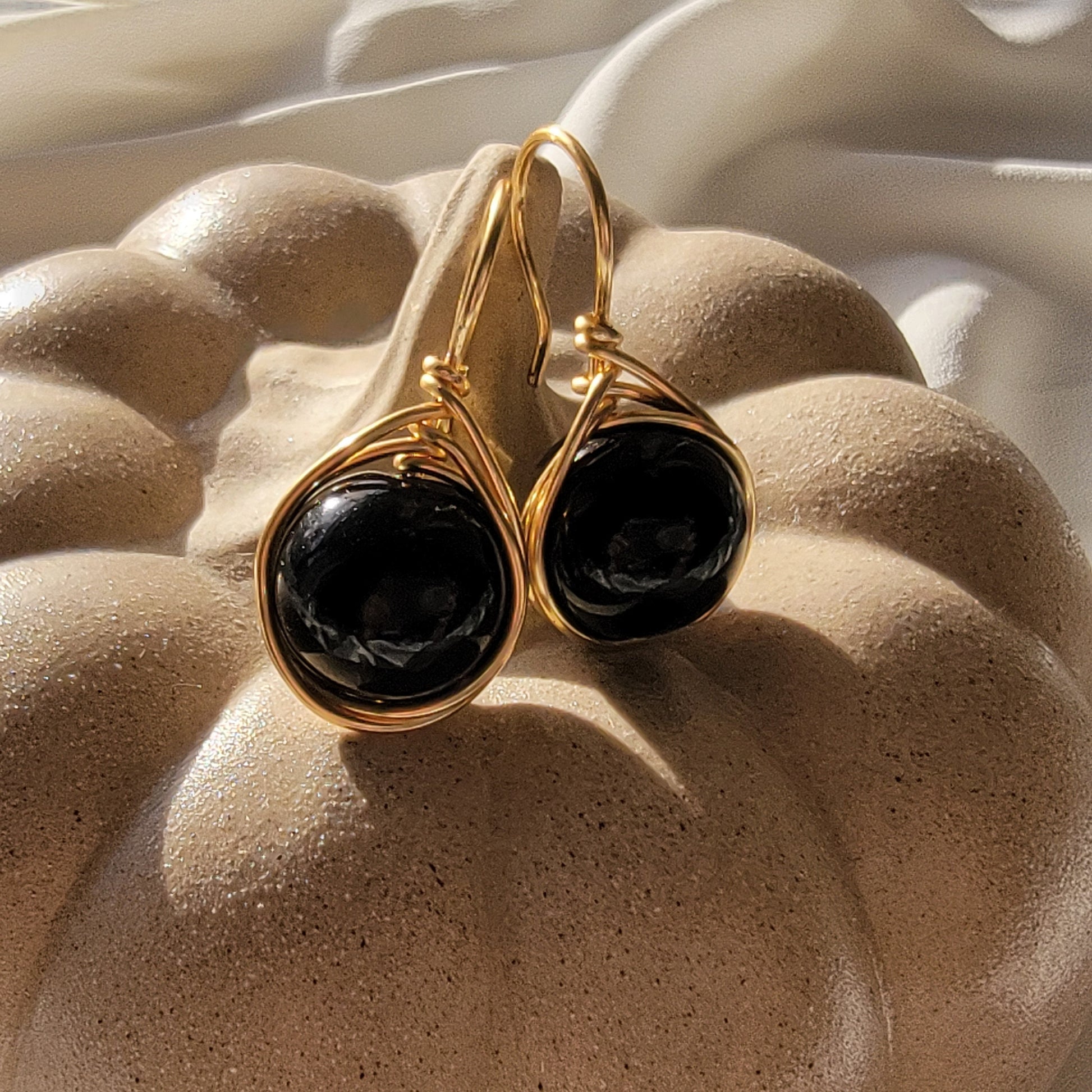 Black pearl earrings drop Large