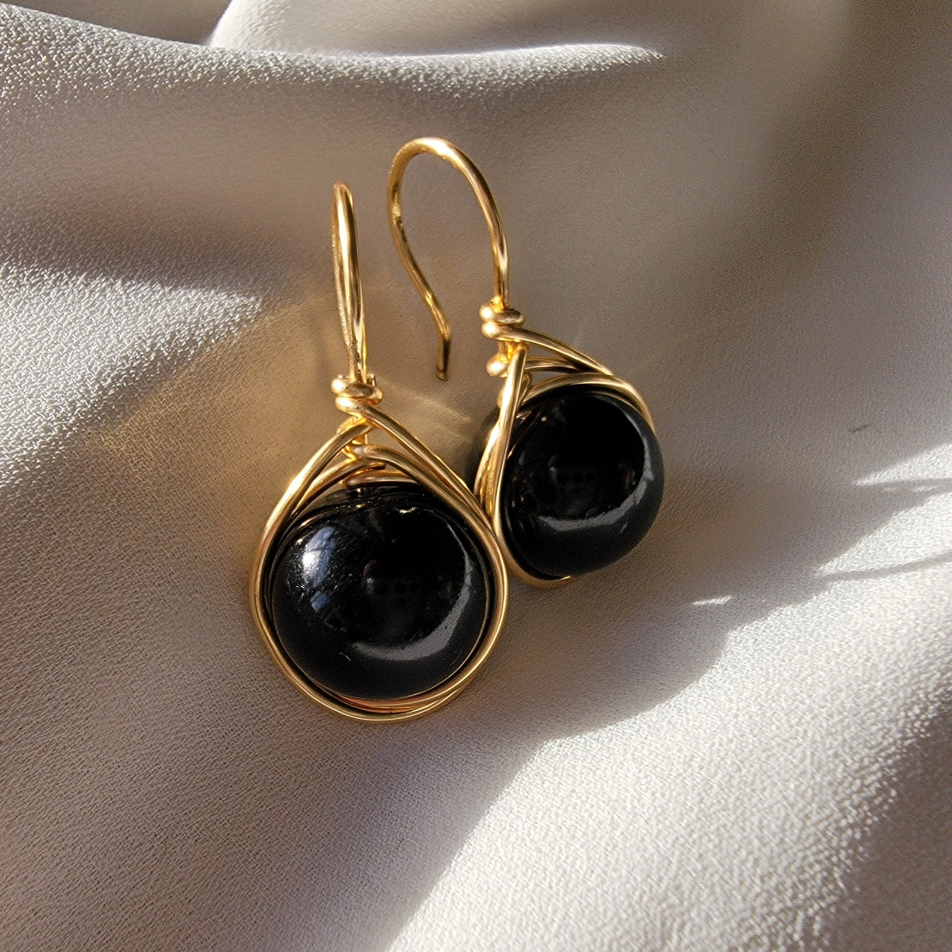 Black pearl earrings drop Large