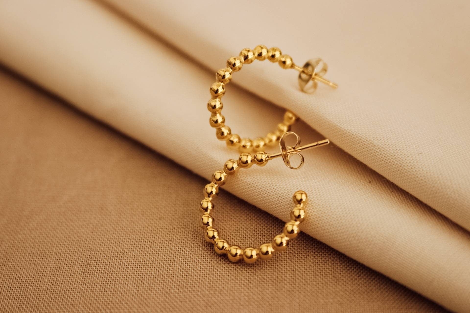 Dainty hoops earring, tiny small hoop, Ball Hoop Earrings,earring hoop thin,minimalistic earrings, small hoop earrings huggies,gift for- her