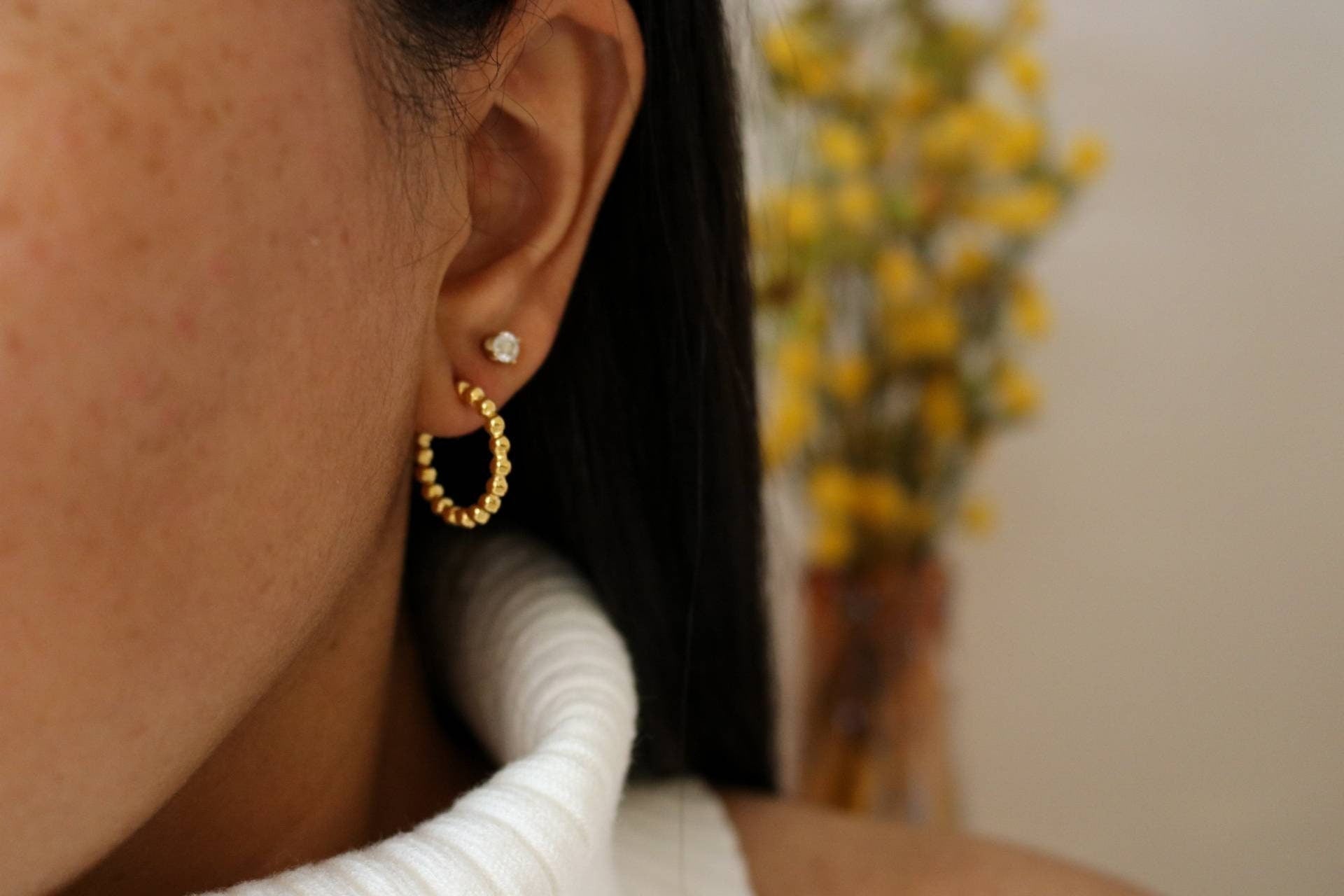 Dainty hoops earring, tiny small hoop, Ball Hoop Earrings,earring hoop thin,minimalistic earrings, small hoop earrings huggies,gift for- her
