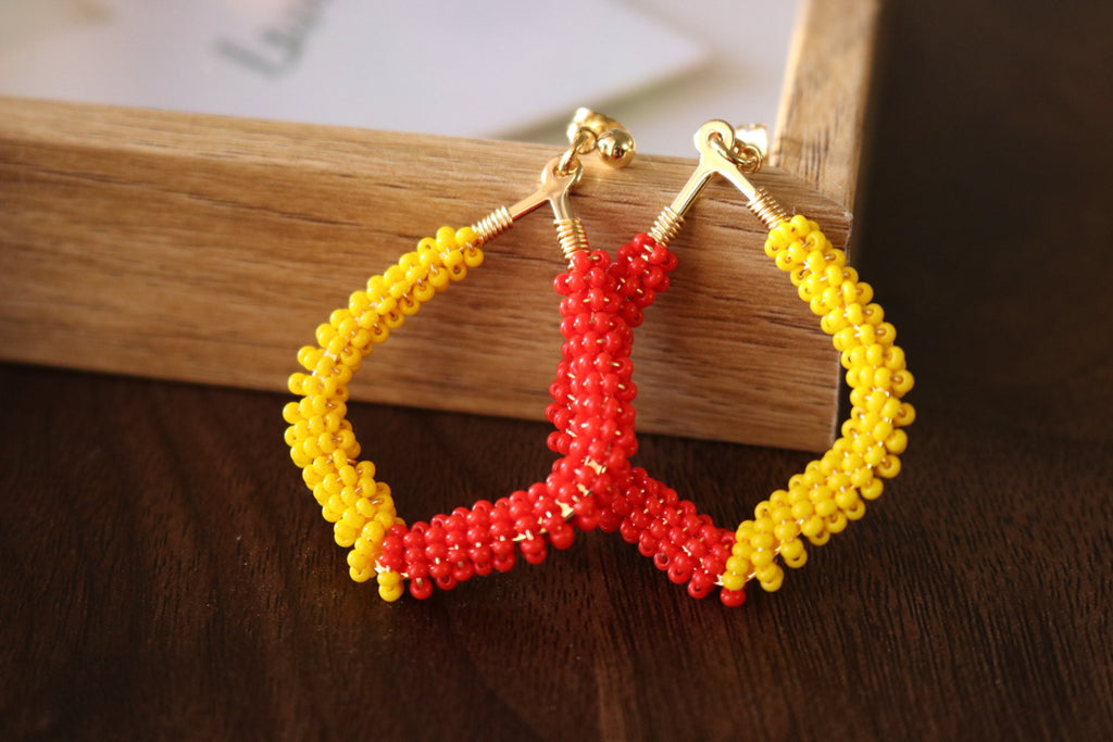 Chunky hoop earrings, thick hoop earrings, Bead Colorful earrings, beaded earrings, summer gifted, giftful earrings, summer gifte earrings