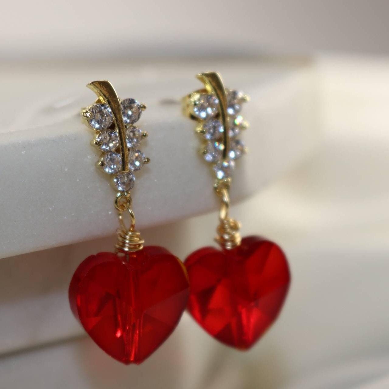 Heart earrings, Heartful earrings, valentins earrings, dropping earring, minimalistic earrings, valentine earrings gifted, gifted earrings