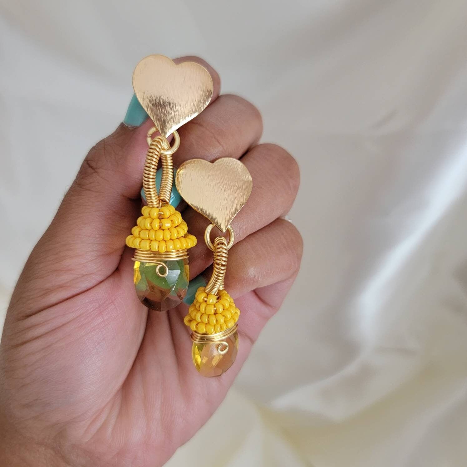 Crystal drop yellow Earrings,  drop crystal earrings, Wedding earrings, Tear drop earrings, gifts for gifted, dangle earrings, gold drop earring