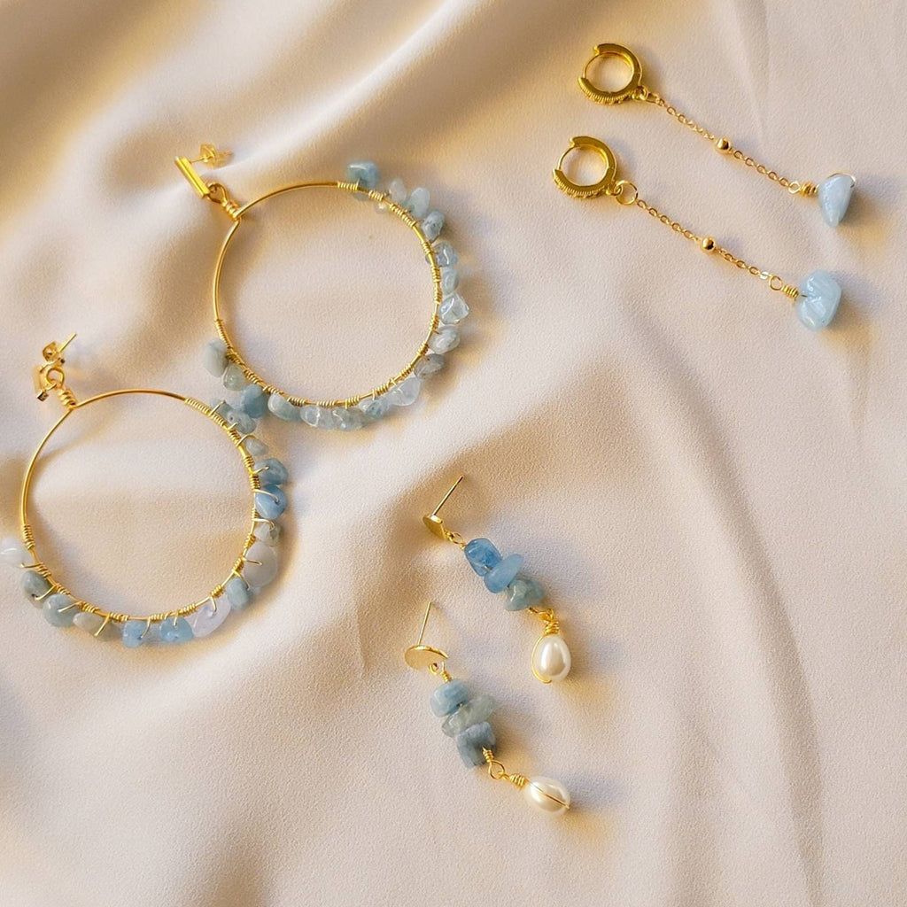 Hoop Aquamarine Earrings, Birthstone Hoop Earrings, Huggie hoop earrings, Threader aquamarine earrings,Raw Aquamarine Hoops, gifts for mom