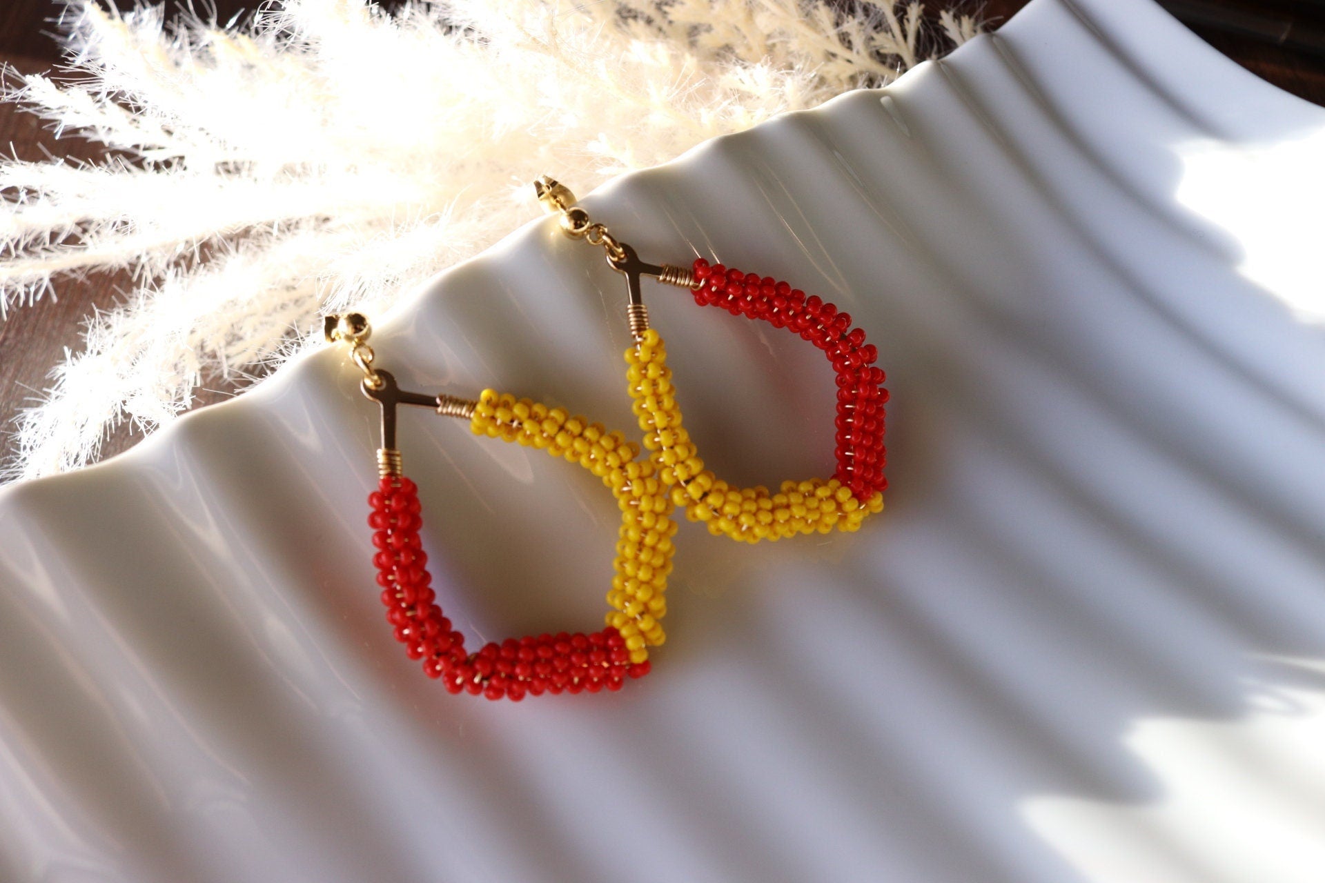 Chunky hoop earrings, thick hoop earrings, Bead Colorful earrings, beaded earrings, summer gifted, giftful earrings, summer gifte earrings