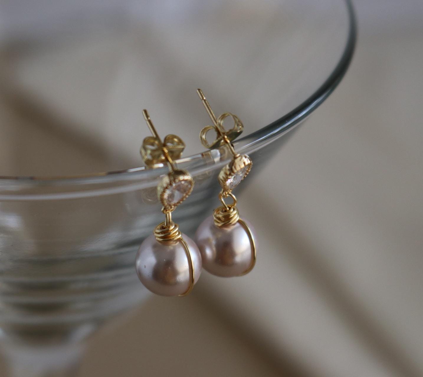 Pink Pearl Earrings Drop, Small pearl earrings, Pearl earrings wedding, Pearl earrings bridesmaid, Pearl weddings earring, Bridal earrings