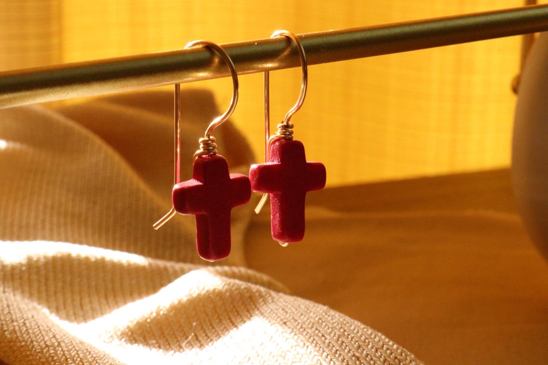 Cross Earrings, dropping earring, tini earrings, minimalistic earrings, religiously giftful, jewelry gift christian, faithful jewelry
