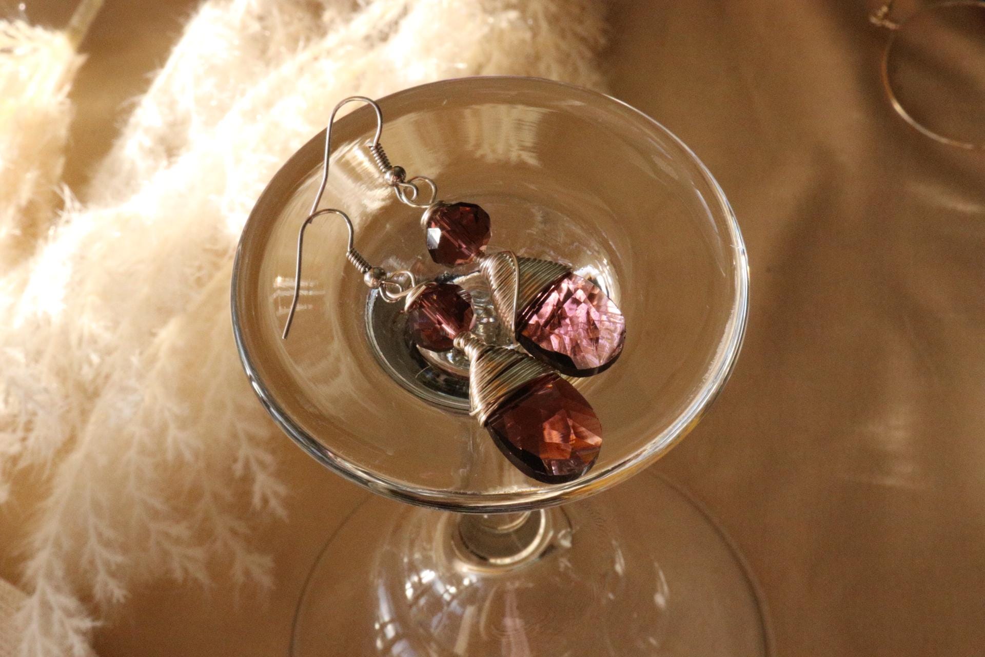 Dainty minimalist earrings, tini earrings, huggie earrings, crystal earrings, drops earrings, dropping earring, minimaliste earring